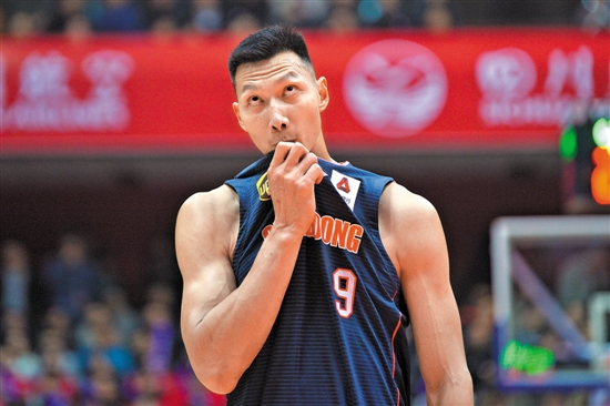 关于揭秘科隆背后防守秘密，成功助队全取三分的信息